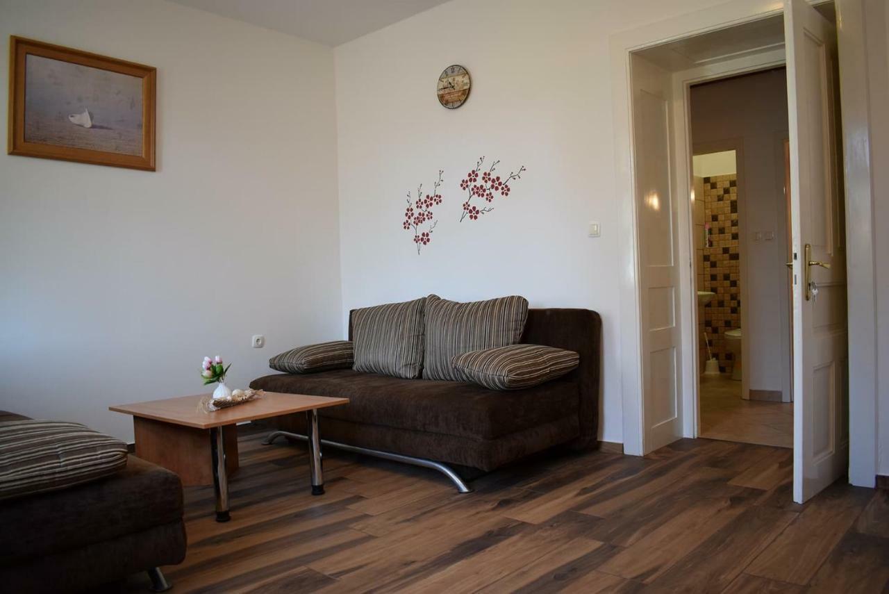 Apartments K&D Novi Vinodolski Buitenkant foto
